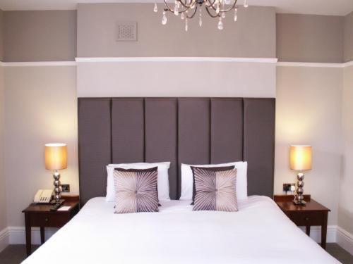 The Wyastone Hotell Cheltenham Eksteriør bilde